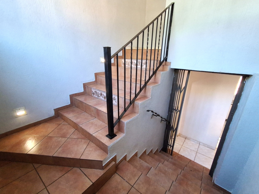 3 Bedroom Property for Sale in Safari Gardens North West